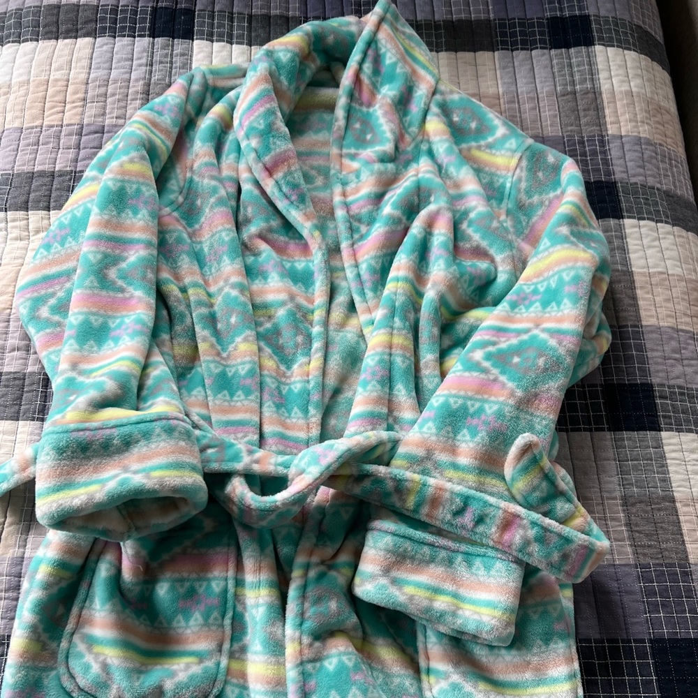 Chubbies En Fuego Robe